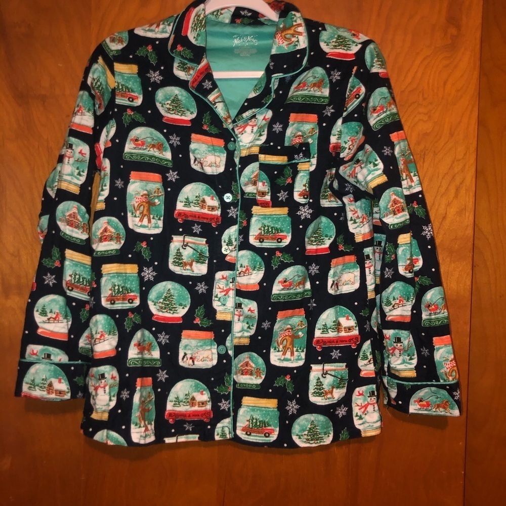 NICK & nora flannel pj pajama top snow globe S